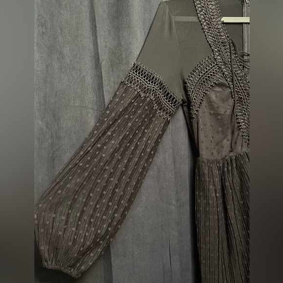 Boho style black Dex dress — size large - Picture 3 of 4